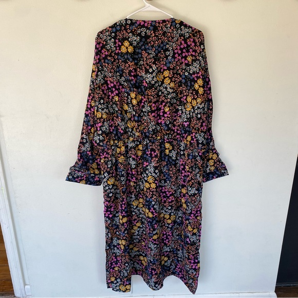 Nasty Gal plus size multi floral midi dress plus size 20 NEW! - Picture 6 of 10